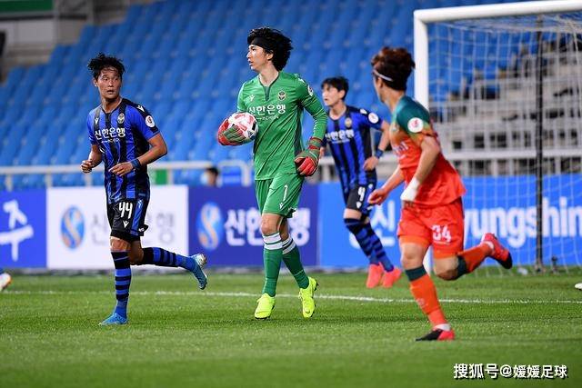世界杯-吉鲁双响 姆巴佩传射 法国4-1逆转胜澳洲